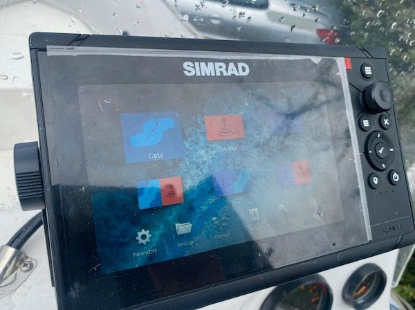 Bombard 550 Explorer avec moteur Yamaha 50cv et remorque Sunway, ensemble complet prêt à naviguer | Port Deun Marine