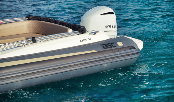 Tubulaire et coque du BSC B1 | Port Deun Marine