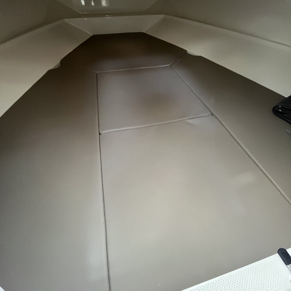 Toit bimini et housses de console du Quicksilver 675 Sundeck Edition Smart | Port Deun Marine