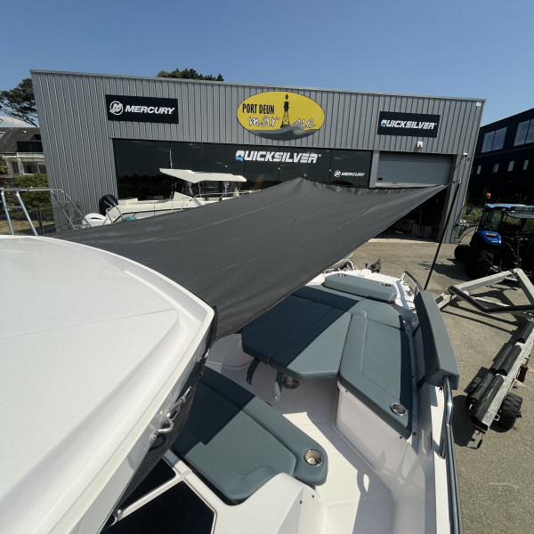 Axopar 29 XC Cross Cabin – Bateau quasi neuf 21h | Port deun Marine