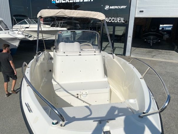 Quicksilver 555 Open avec combiné GPS sondeur Humminbird Helix 7 et armement de sécurité | Port Deun Marine