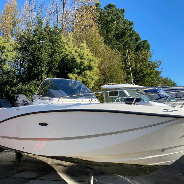 755 sundeck Quicksilver 2017 à vendre | Port Deun Marine