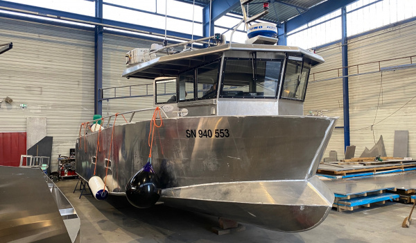 Motorisation bi-moteur Mercury V6 150 ch sur vedette de pêche aluminium professionnelle | Port deun marine